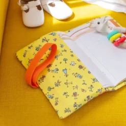 Couvre carnet de sante - La vie d'artiste